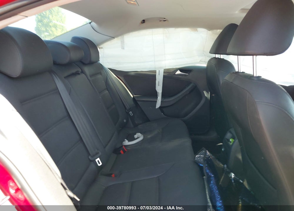 2012 VOLKSWAGEN JETTA 2.5L SE VIN: 3VWDP7AJ1CM427778