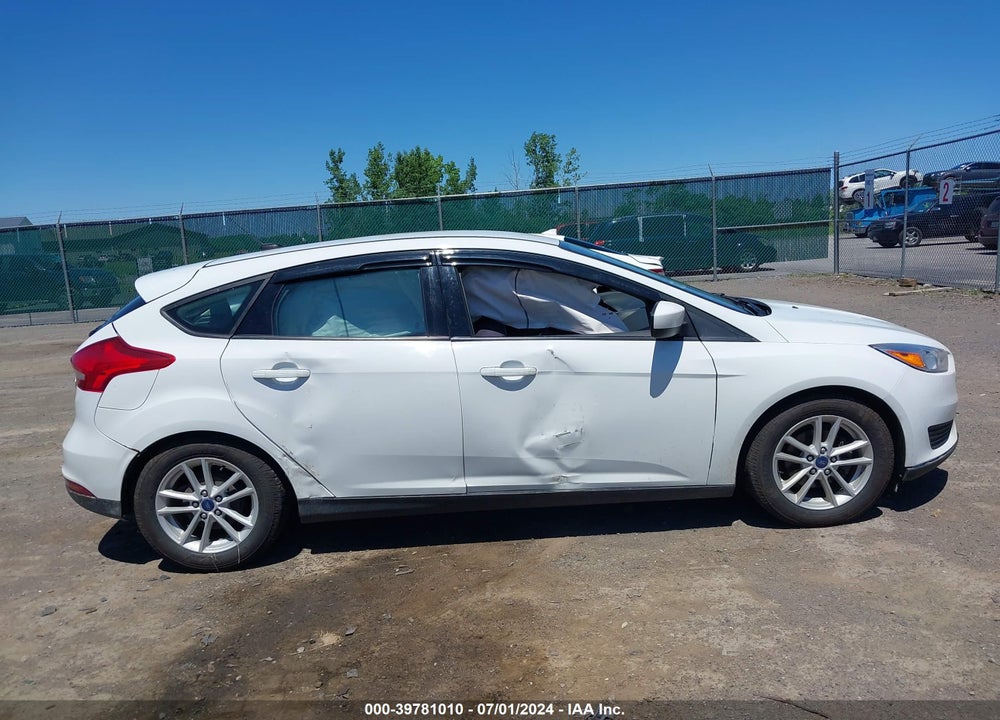 2018 FORD FOCUS SE VIN: 1FADP3K21JL242217