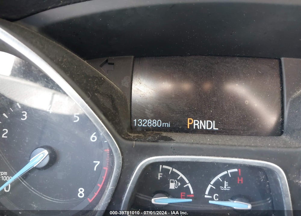 2018 FORD FOCUS SE VIN: 1FADP3K21JL242217