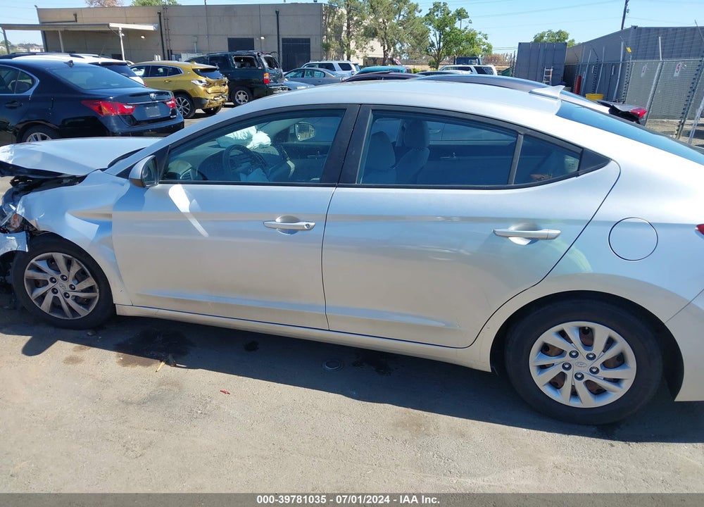 2017 HYUNDAI ELANTRA SE VIN: 5NPD74LF8HH113018