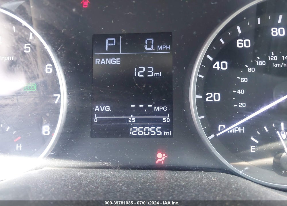 2017 HYUNDAI ELANTRA SE VIN: 5NPD74LF8HH113018