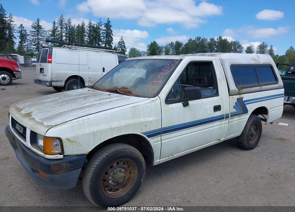 1990 ISUZU CONVENTIONAL SHORT WHEELBASE VIN: 4S1CL11L0L4210154