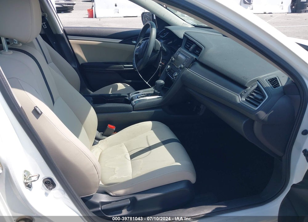 2016 HONDA CIVIC LX VIN: 2HGFC2F5XGH551947