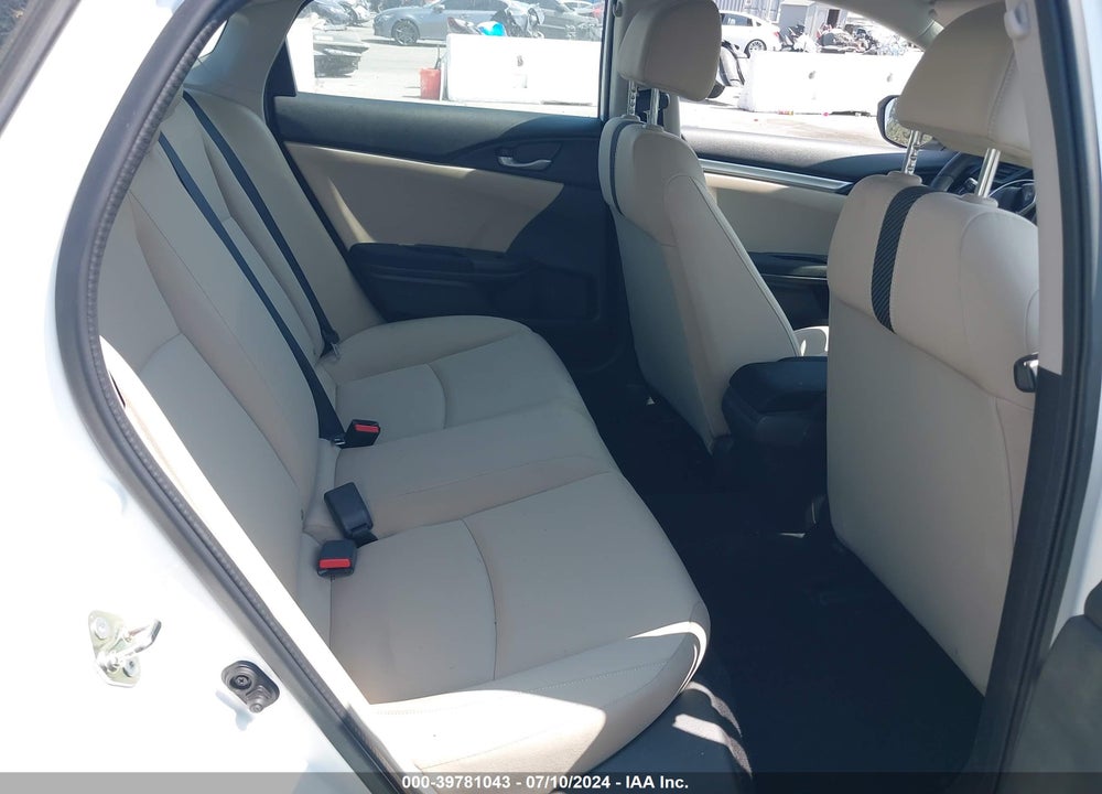 2016 HONDA CIVIC LX VIN: 2HGFC2F5XGH551947