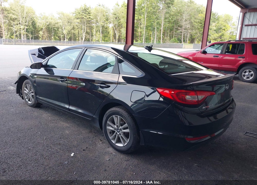 2015 HYUNDAI SONATA SE VIN: 5NPE24AF0FH069678