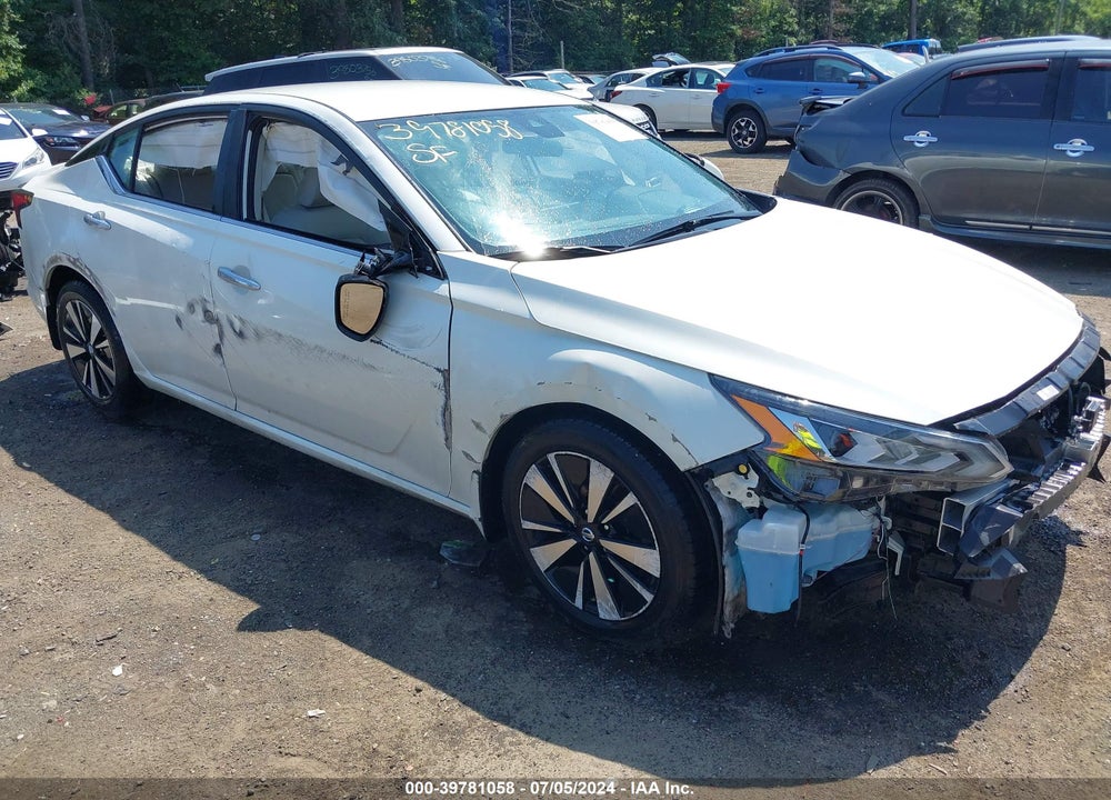 2021 NISSAN ALTIMA SV FWD VIN: 1N4BL4DV3MN316035