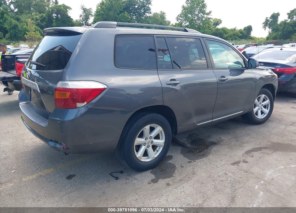 2010 TOYOTA HIGHLANDER BASE V6 VIN: 5TDZK3EHXAS014083