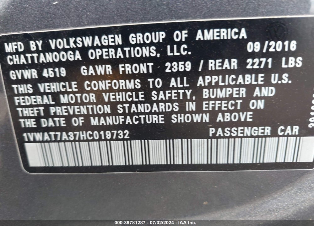 2017 VOLKSWAGEN PASSAT VIN: 1VWAT7A37HC019732