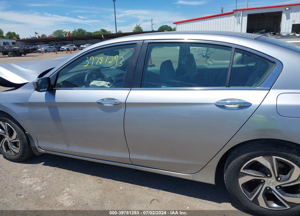 2017 HONDA ACCORD LX VIN: 1HGCR2F39HA077571
