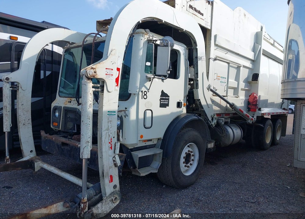 2019 MACK TERRAPRO VIN: 1M2TE2GC6KM002420