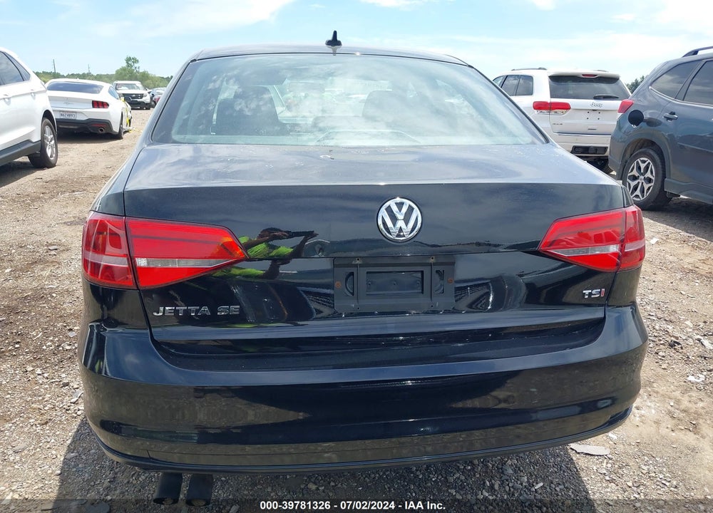 2015 VOLKSWAGEN JETTA 1.8T SE VIN: 3VWD17AJXFM284304