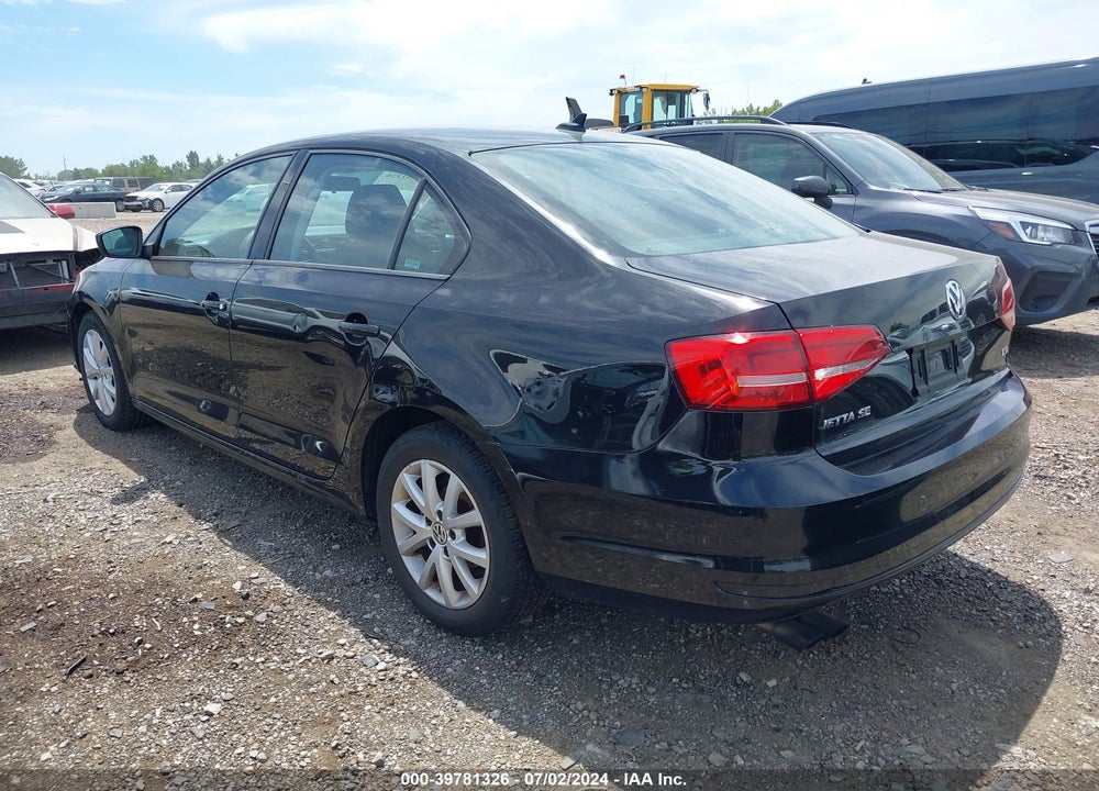 2015 VOLKSWAGEN JETTA 1.8T SE VIN: 3VWD17AJXFM284304
