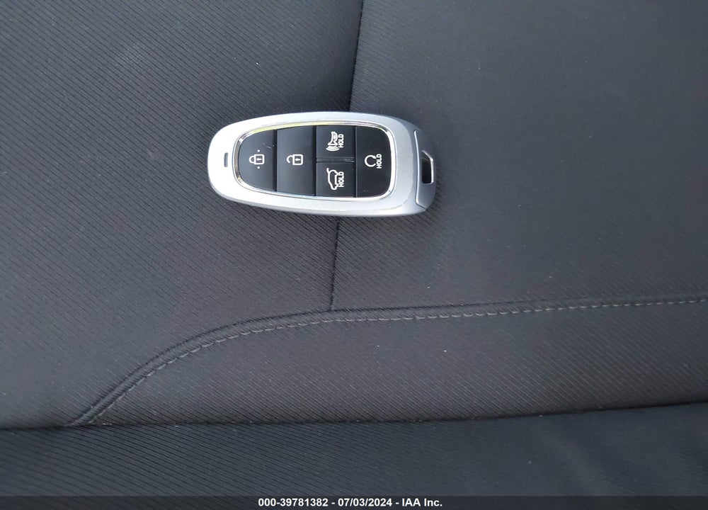 2022 HYUNDAI TUCSON XRT VIN: KM8JFCAE4NU167861