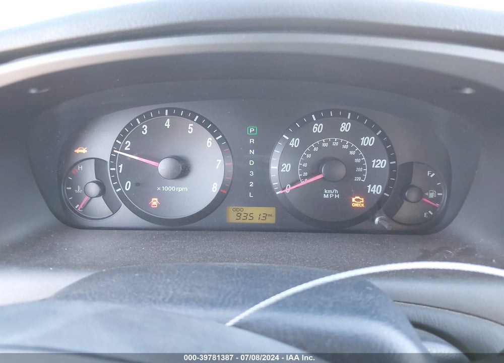2005 HYUNDAI ELANTRA GLS/GT VIN: KMHDN46D05U030874