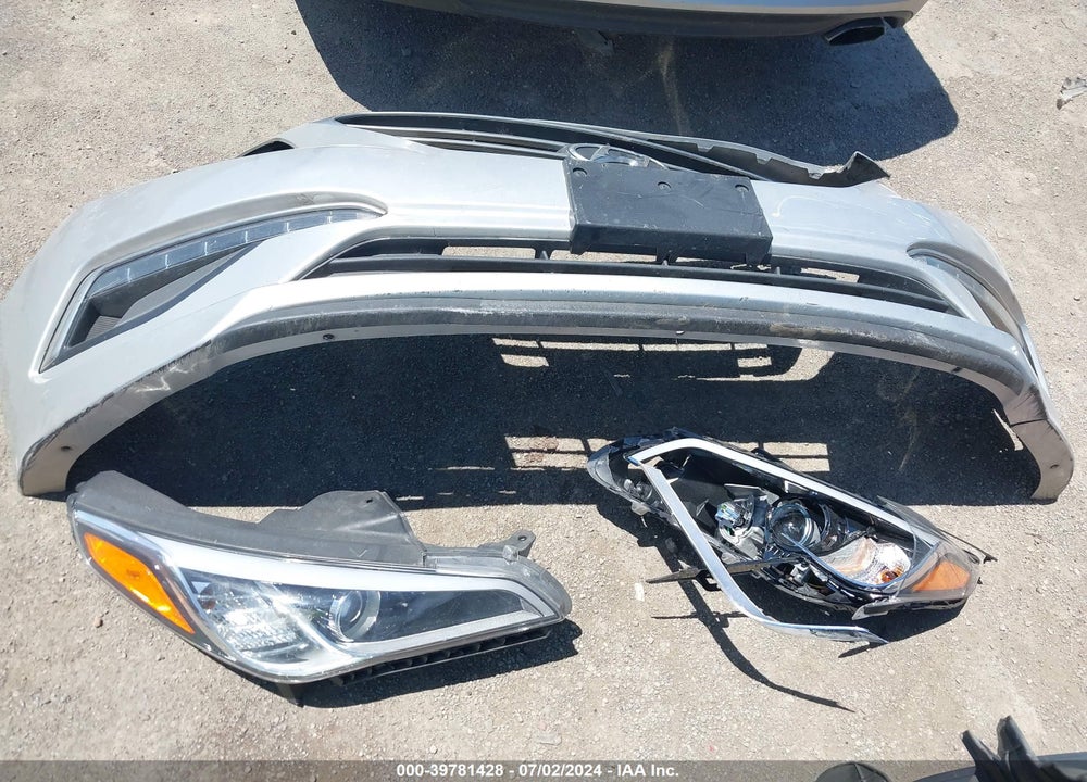 2015 HYUNDAI SONATA SE VIN: 5NPE24AF7FH094772