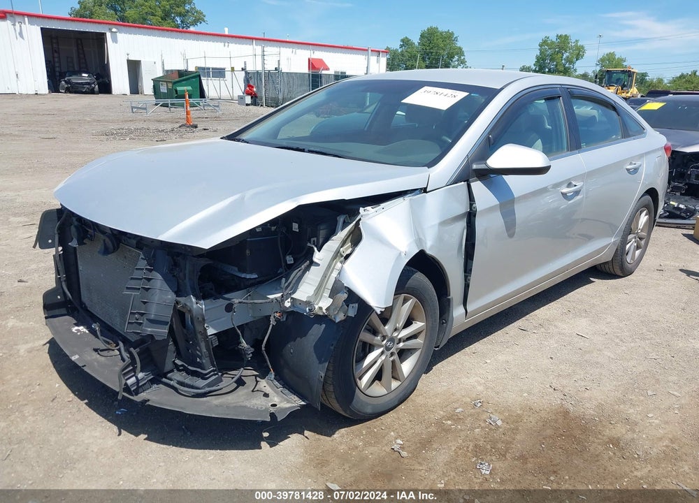 2015 HYUNDAI SONATA SE VIN: 5NPE24AF7FH094772