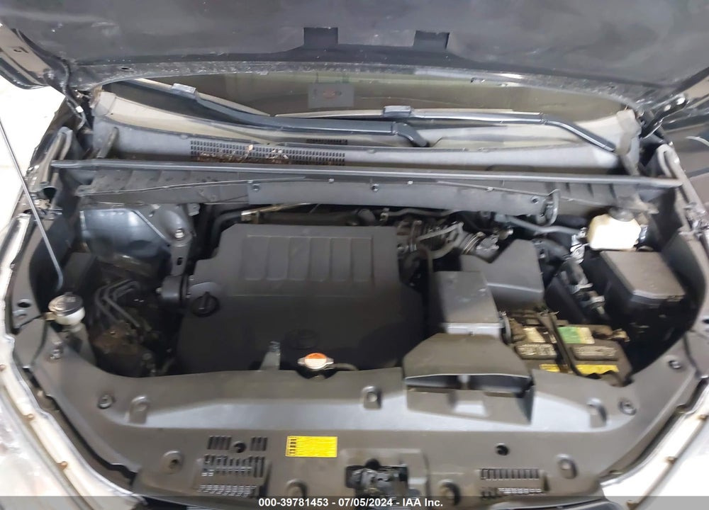 2015 TOYOTA HIGHLANDER LE PLUS V6 VIN: 5TDBKRFH4FS204536