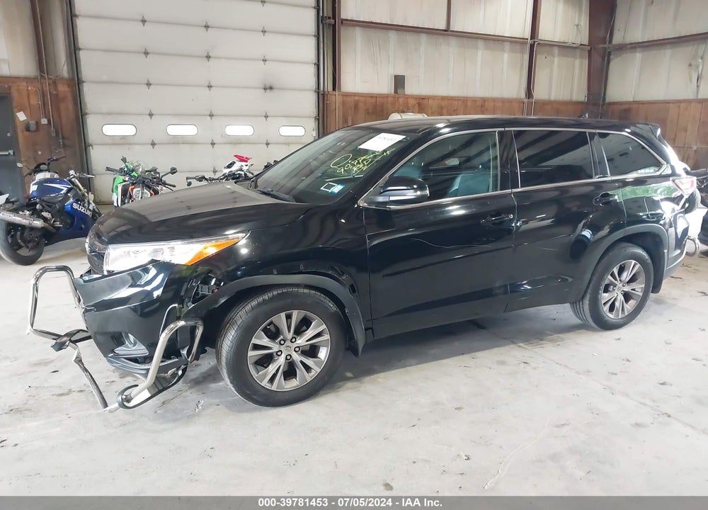 2015 TOYOTA HIGHLANDER LE PLUS V6 VIN: 5TDBKRFH4FS204536