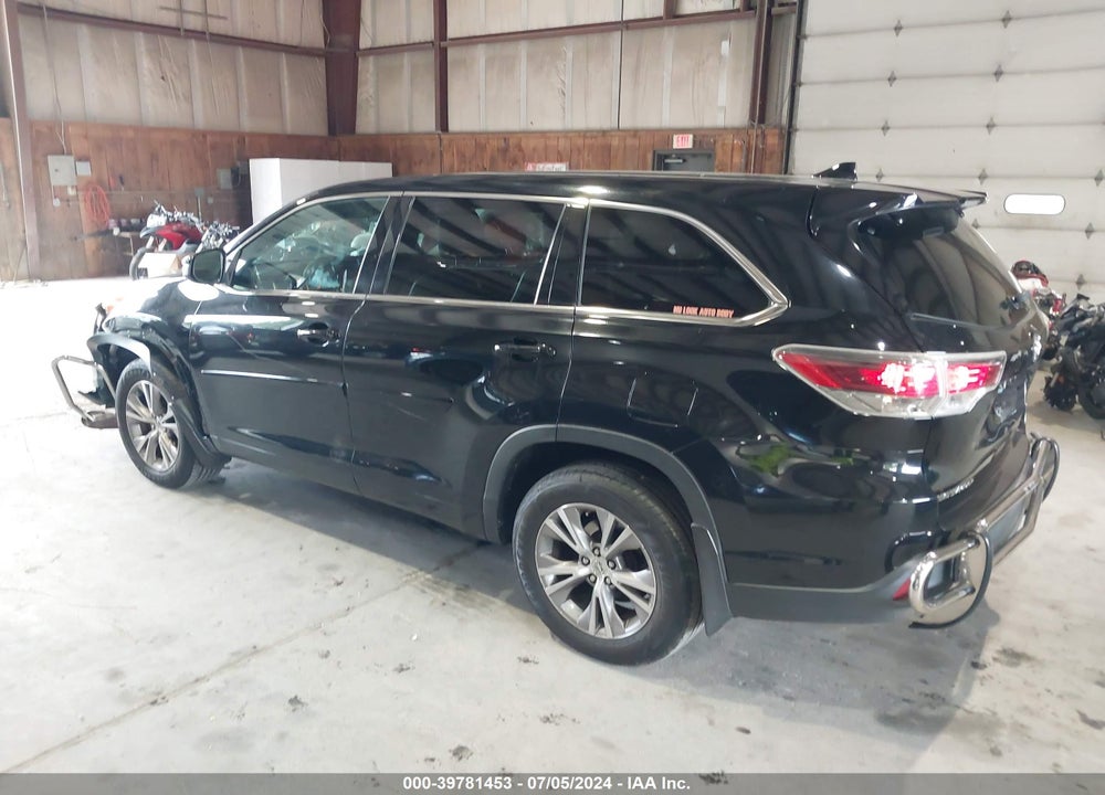 2015 TOYOTA HIGHLANDER LE PLUS V6 VIN: 5TDBKRFH4FS204536