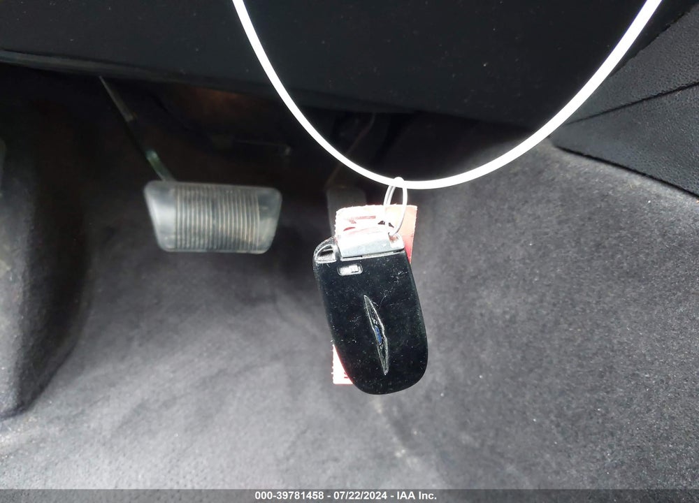 2019 CHRYSLER 300 300S VIN: 2C3CCABG0KH533716