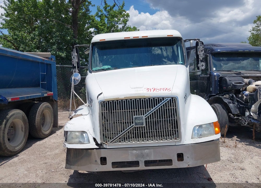 1998 VOLVO VN VIN: 4VG7DEJF0WN759253