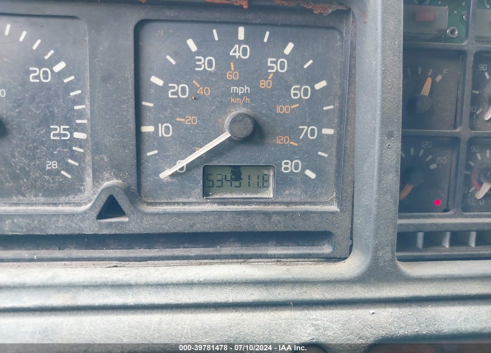 1998 VOLVO VN VIN: 4VG7DEJF0WN759253