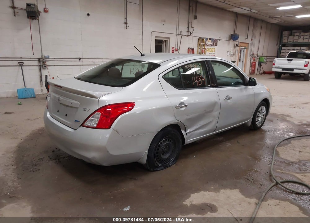 2014 NISSAN VERSA 1.6 SV VIN: 3N1CN7AP7EL806756