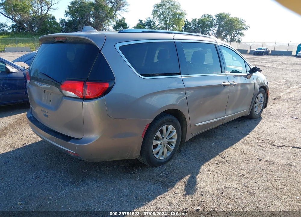 2018 CHRYSLER PACIFICA TOURING L PLUS VIN: 2C4RC1EG4JR293273