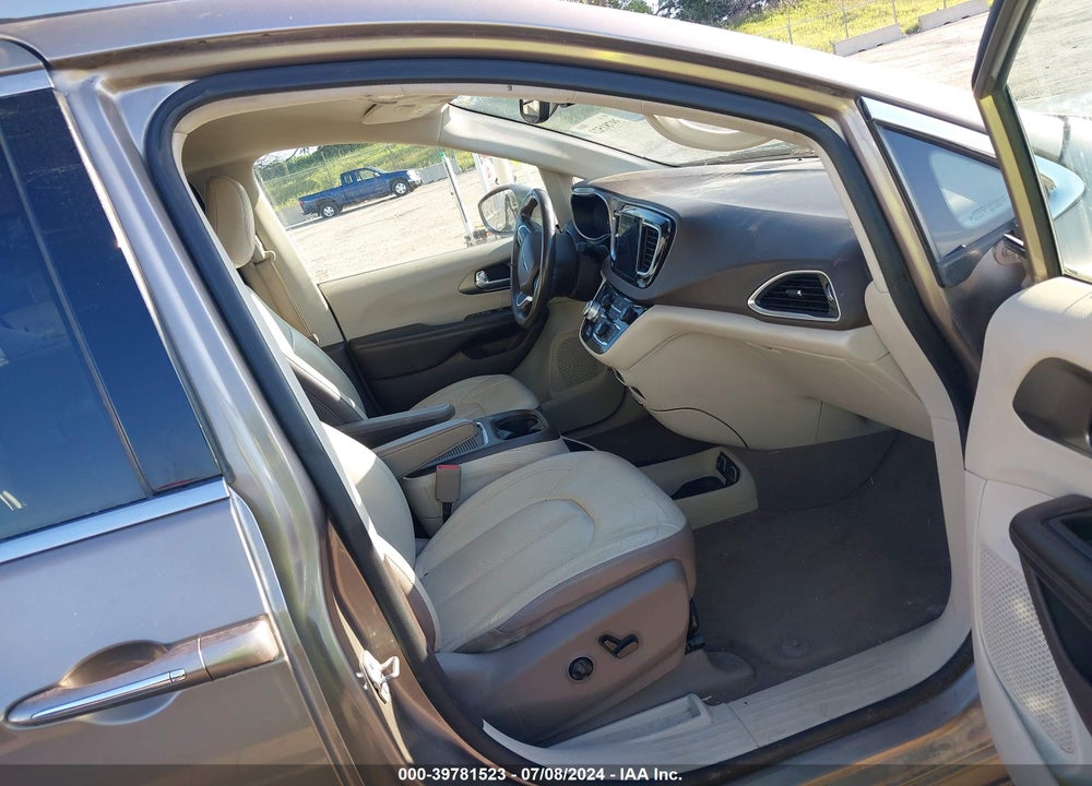 2018 CHRYSLER PACIFICA TOURING L PLUS VIN: 2C4RC1EG4JR293273