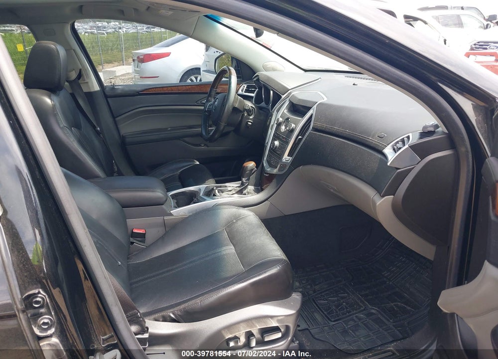 2011 CADILLAC SRX LUXURY COLLECTION VIN: 3GYFNAEY8BS561987