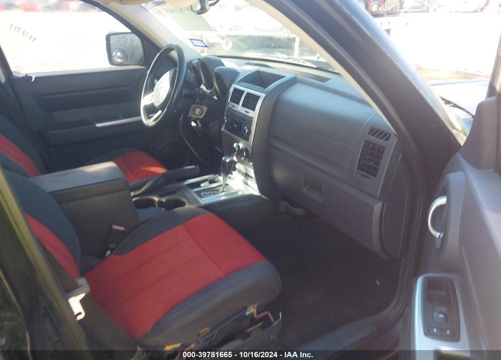 2008 DODGE NITRO SLT/RT VIN: 1D8GU586X8W270890