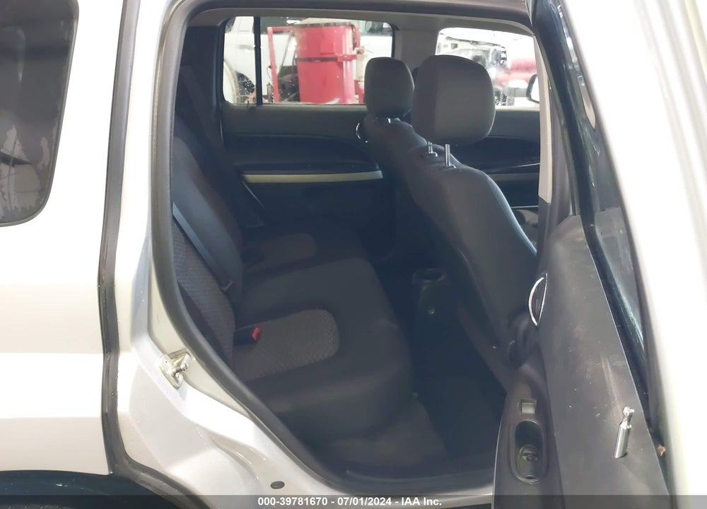 2011 CHEVROLET HHR LT VIN: 3GNBABFW0BS517461