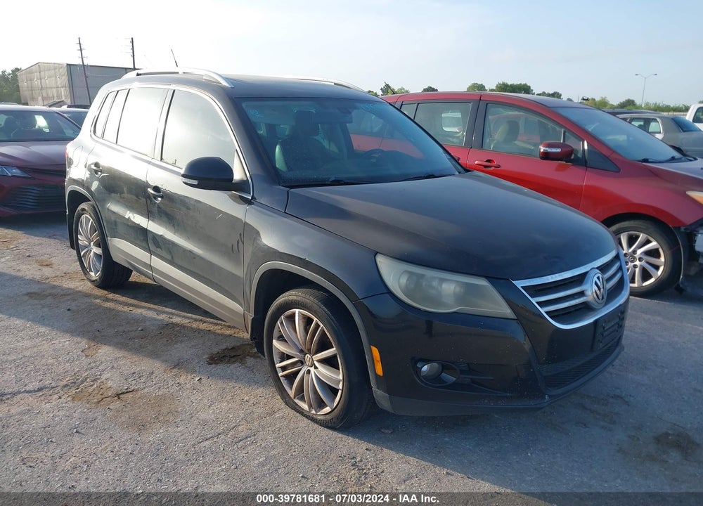 2010 VOLKSWAGEN TIGUAN SEL VIN: WVGAV7AX2AW000991
