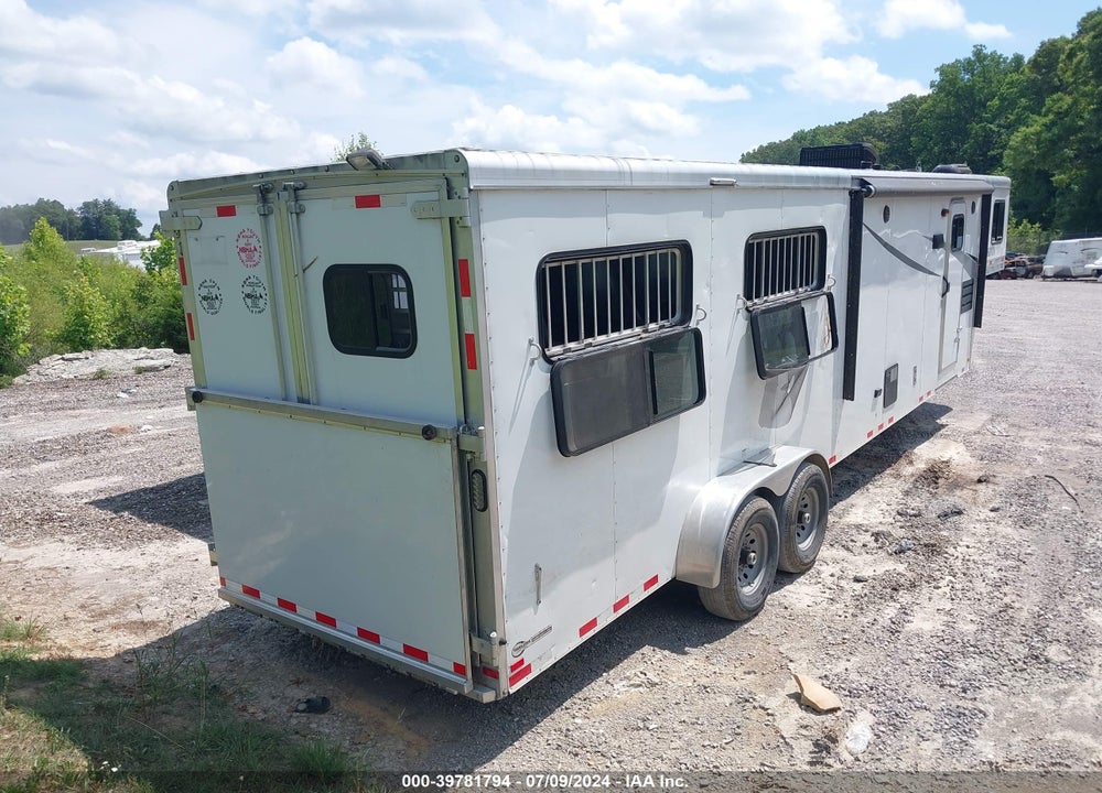 2017 LAREDO TRAVEL TRLR VIN: 58JGT4H26J1001415