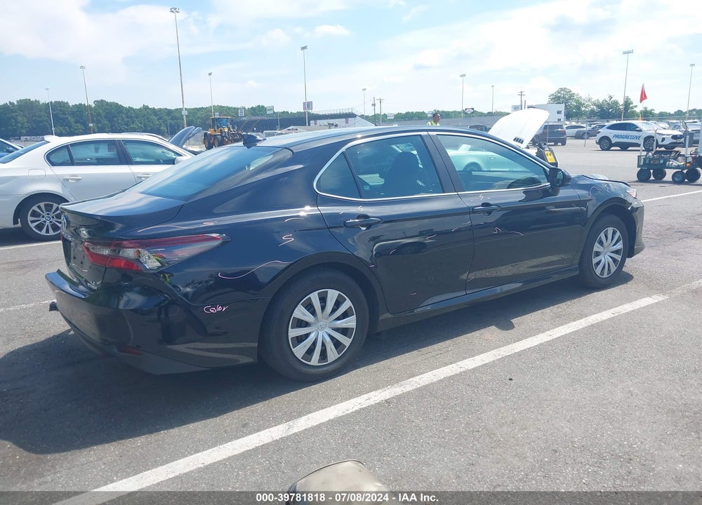 2024 TOYOTA CAMRY HYBRID LE VIN: 4T1C31AK8RU626097