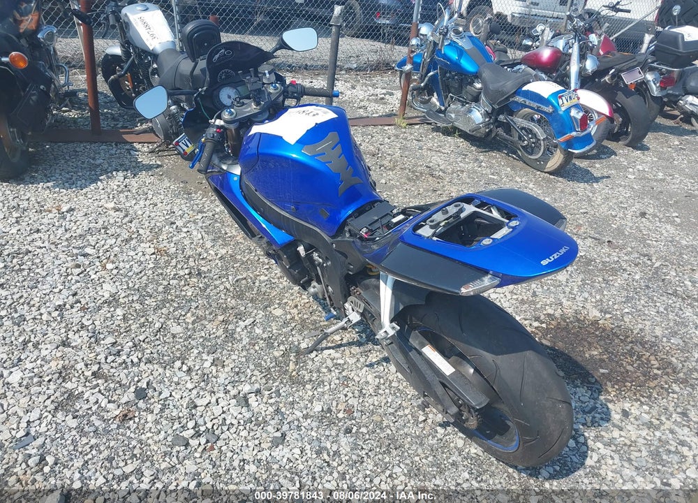 2007 SUZUKI GSX-R600 VIN: JS1GN7DA272116837