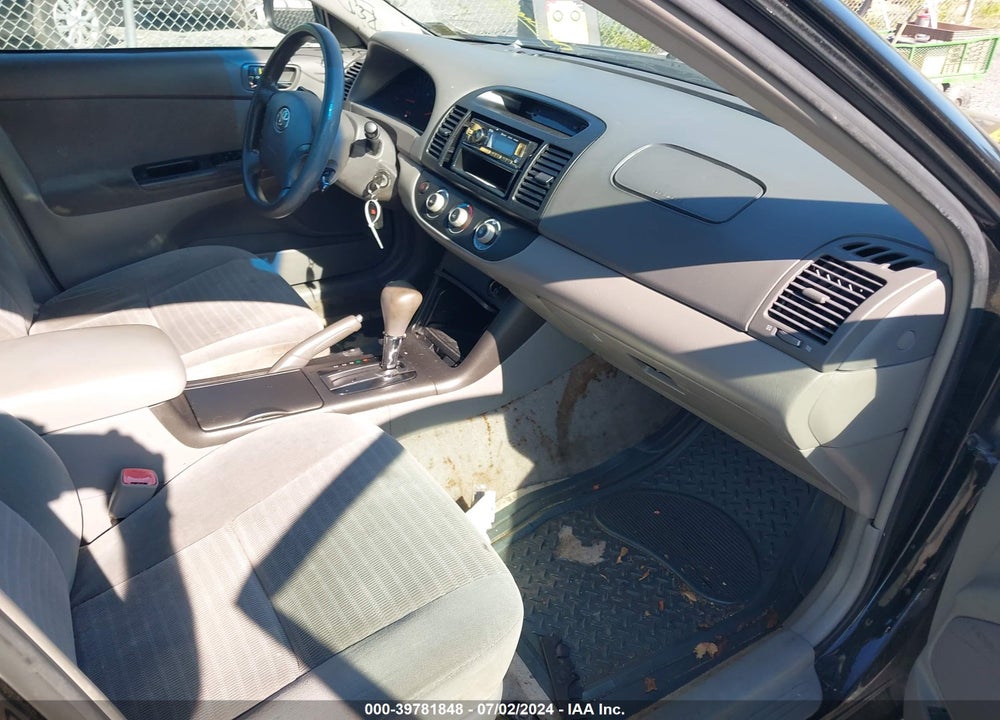 2005 TOYOTA CAMRY LE VIN: 4T1BE32K95U060316