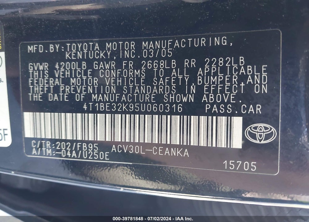 2005 TOYOTA CAMRY LE VIN: 4T1BE32K95U060316