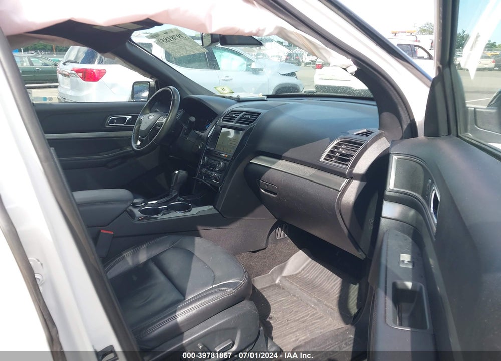 2018 FORD EXPLORER XLT VIN: 1FM5K8DH8JGC50377