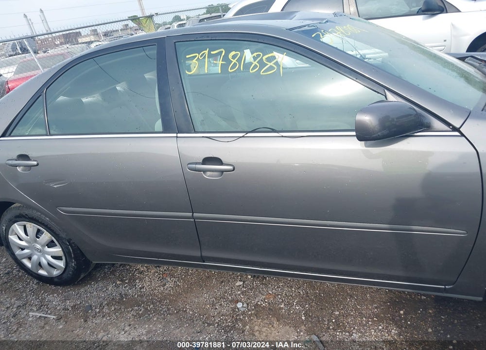 2005 TOYOTA CAMRY VIN: 4T1BE32K55U537615