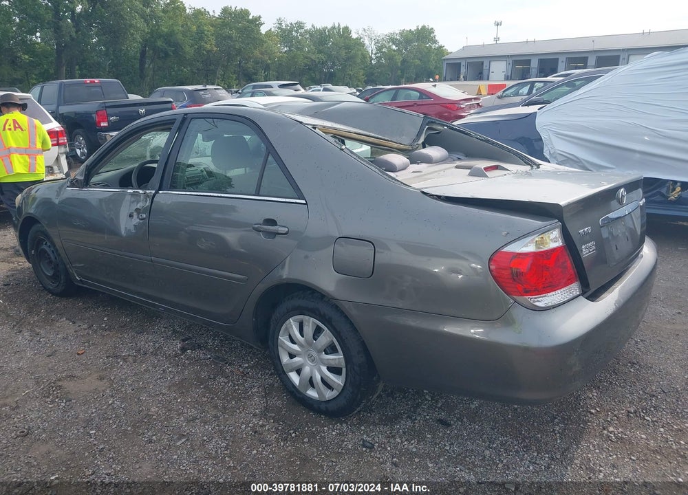2005 TOYOTA CAMRY VIN: 4T1BE32K55U537615