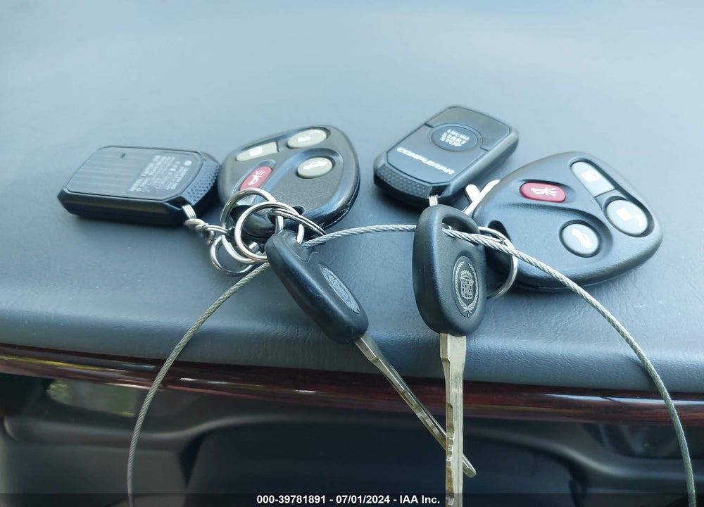 2001 CADILLAC DEVILLE STANDARD W/W20 VIN: 1G6KD54Y81U212359