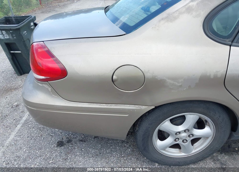 2004 FORD TAURUS SES VIN: 1FAFP55U14G117183