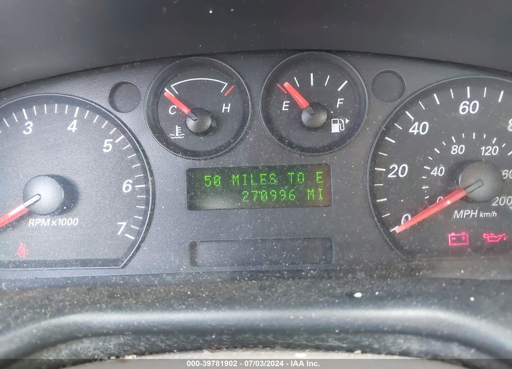 2004 FORD TAURUS SES VIN: 1FAFP55U14G117183