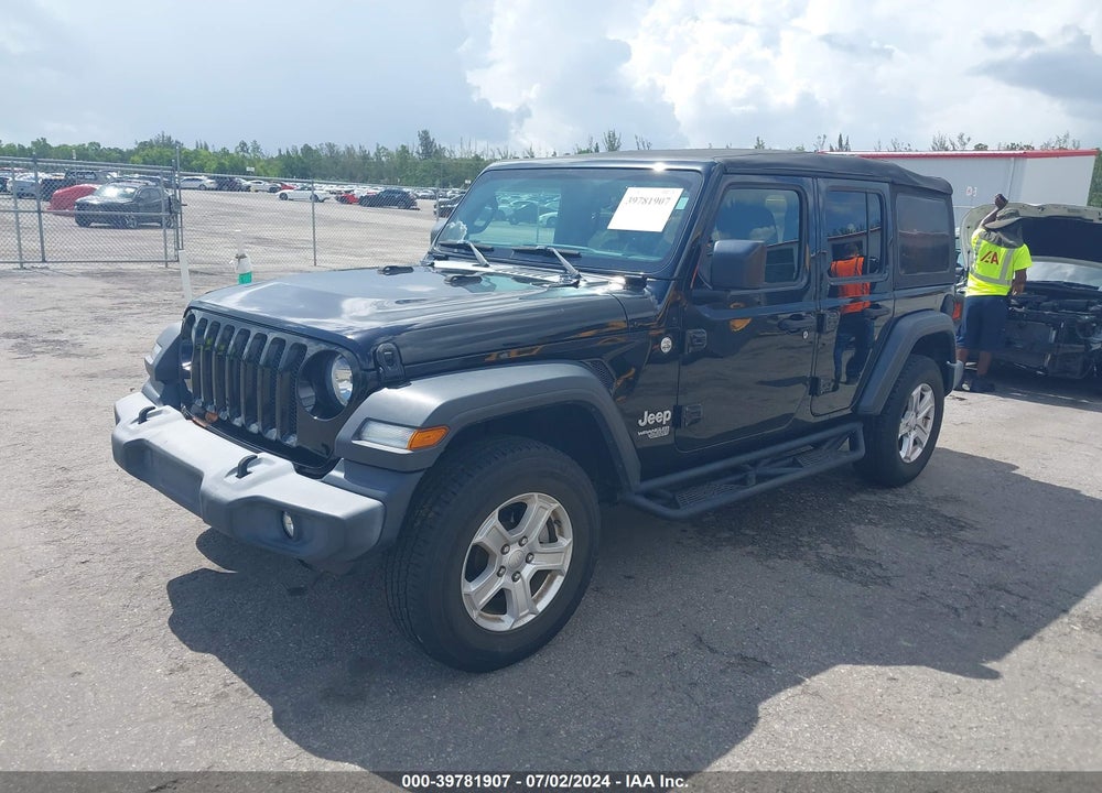 2018 JEEP WRANGLER UNLIMITED SPORT S 4X4 VIN: 1C4HJXDG3JW298350