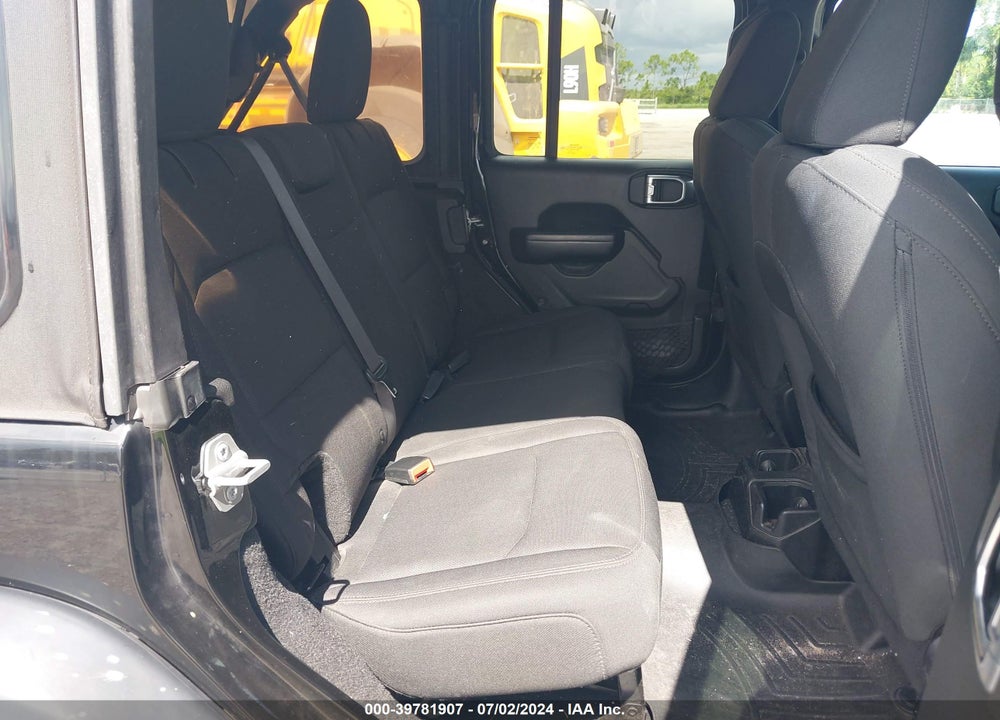 2018 JEEP WRANGLER UNLIMITED SPORT S 4X4 VIN: 1C4HJXDG3JW298350