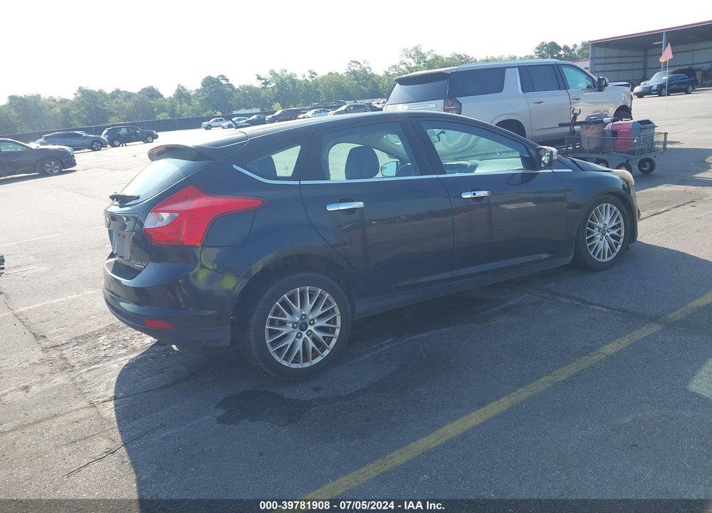 2014 FORD FOCUS TITANIUM VIN: 1FADP3N26EL378425