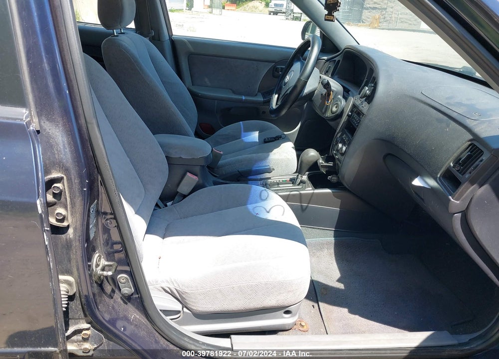 2005 HYUNDAI ELANTRA GLS/GT VIN: KMHDN46D95U101778