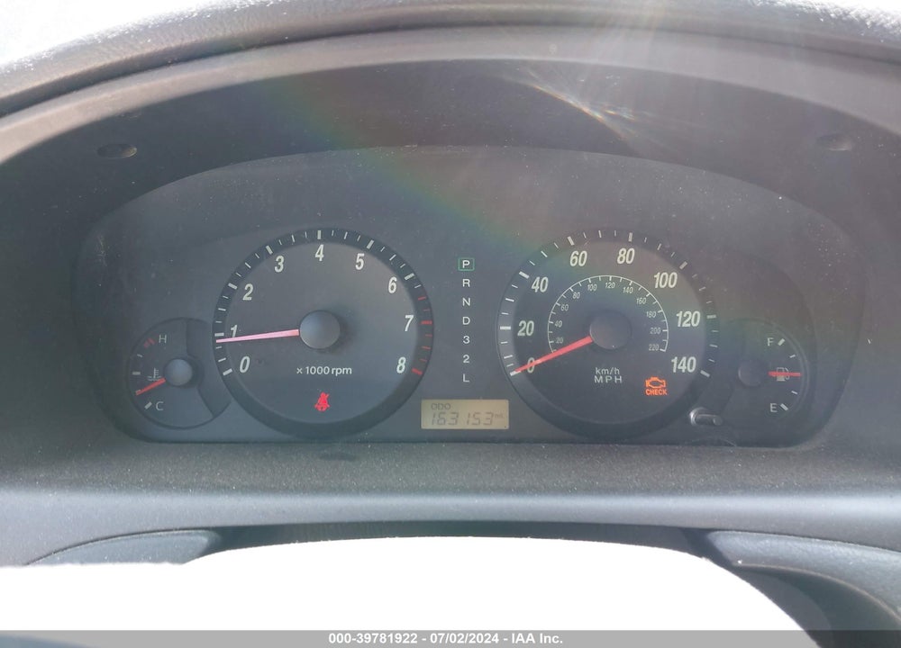 2005 HYUNDAI ELANTRA GLS/GT VIN: KMHDN46D95U101778