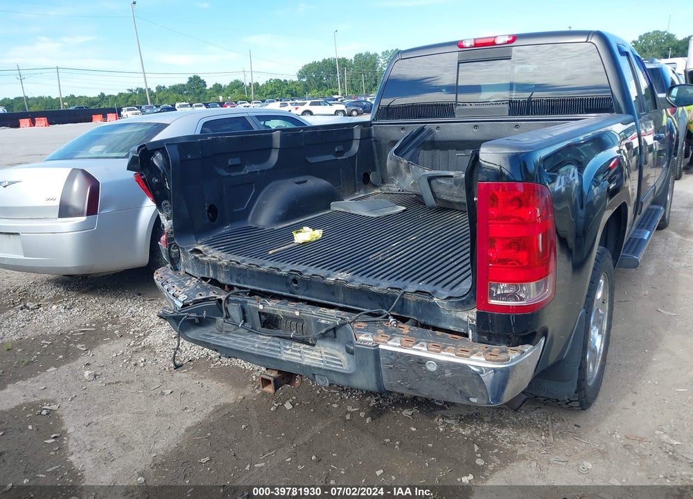 2011 GMC SIERRA 1500 SLT VIN: 1GTR2WE3XBZ212975